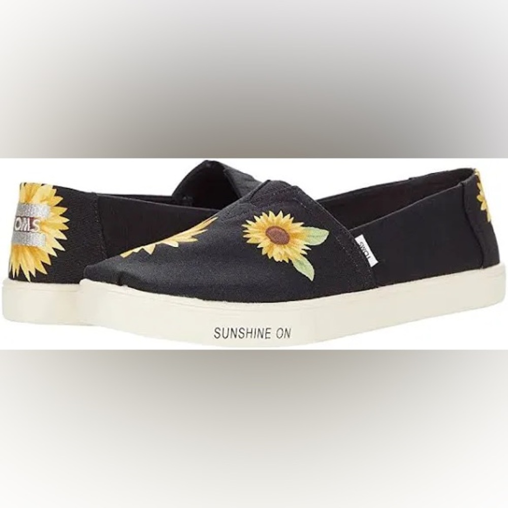 Toms Sunflower Pattern Size 9